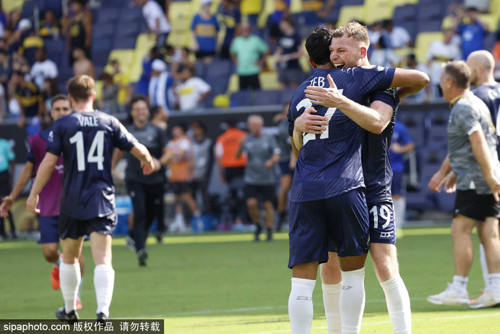 FIFA评世俱杯十大冷门:巴黎三度上榜 半职业球队拿分当选第1 FIFA评世俱杯十大冷门:巴黎三度上榜 半职业球队拿分当选第1